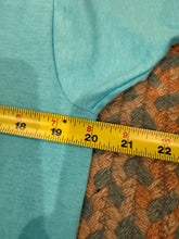 Load image into Gallery viewer, Vintage 80s Puffy Print Deer T-Shirt (M/L)
