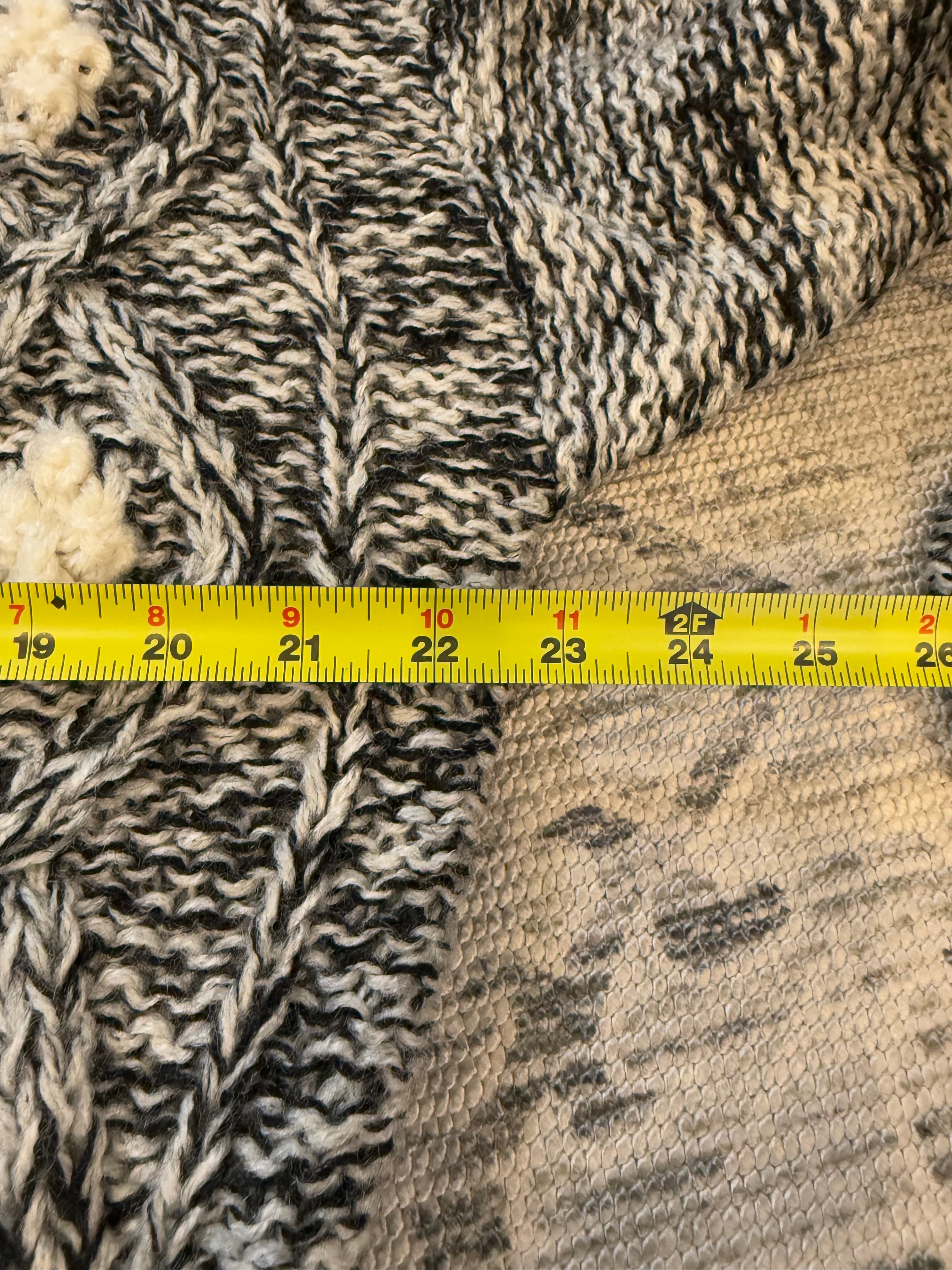 Vintage 1440 Knit Sweater (M)