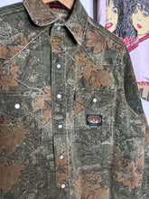 Load image into Gallery viewer, Rasco Fire Resistant Pearl Snap Camo Shirt (L)
