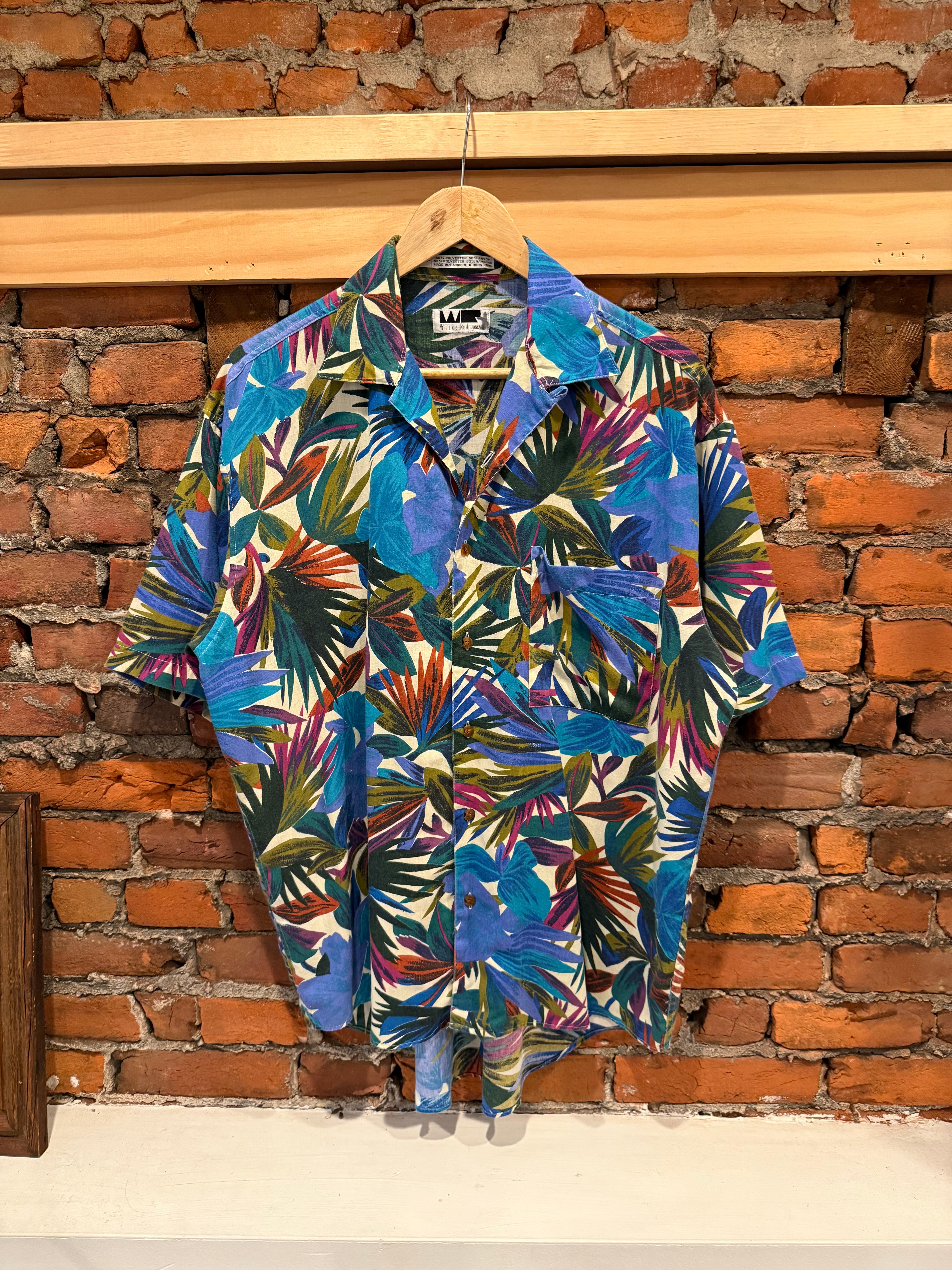 Vintage 90s Wilke Rodriguez Loop Collar Floral Shirt (M)