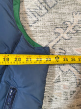 Load image into Gallery viewer, Vintage 70s Skitique Puffer Vest (L)
