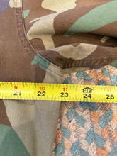 Load image into Gallery viewer, Vintage Camo Jacket (L)
