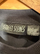 Load image into Gallery viewer, Vintage 80s Street Scenes Cut and Sew Pullover (M)

