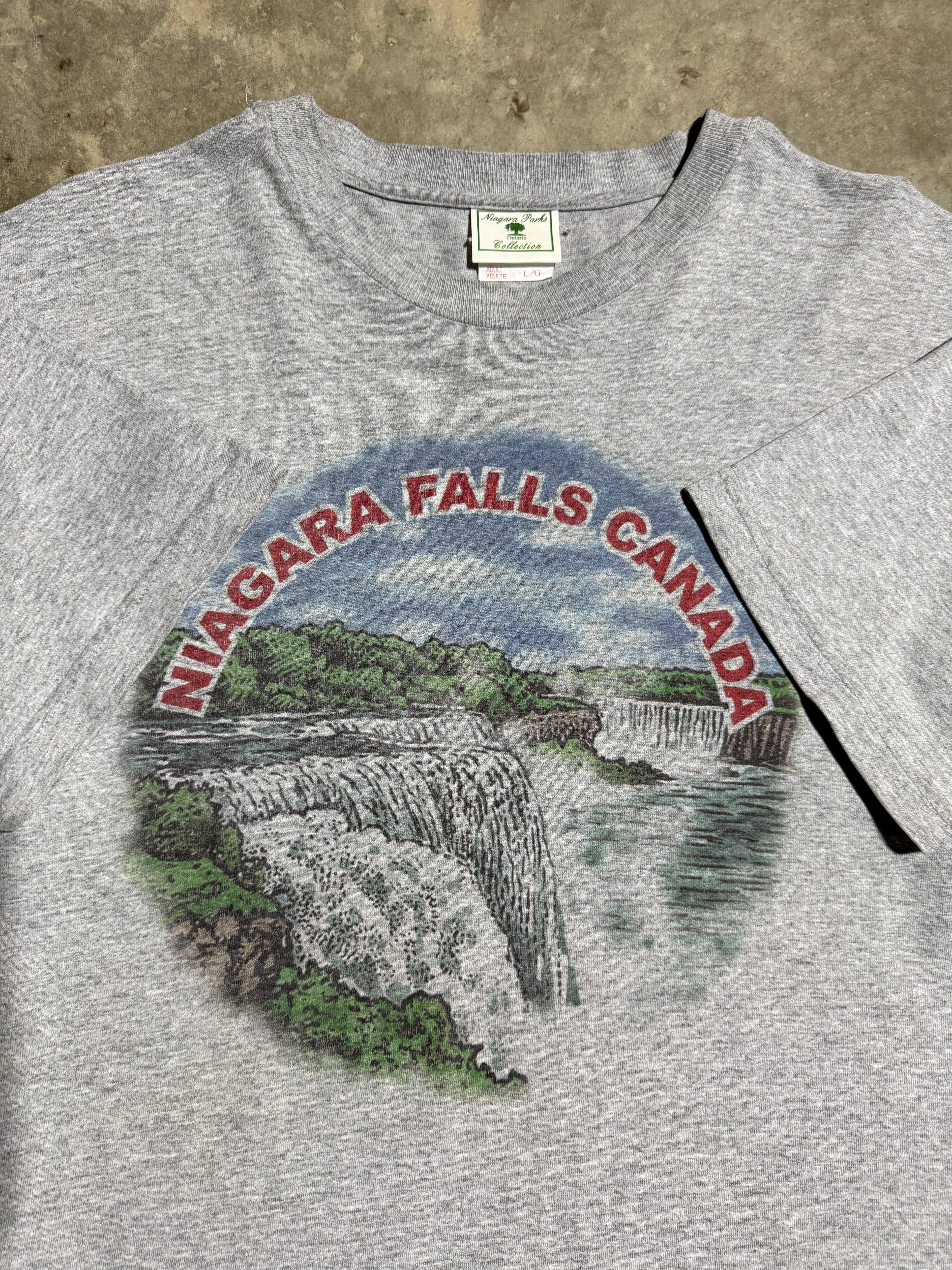 Vintage Niagara Falls Canada T-Shirt (L)