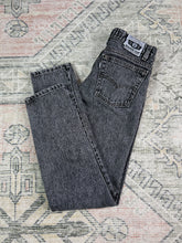 Load image into Gallery viewer, Vintage Levi’s Silvertab Stonewashed Jeans (29x30.5)
