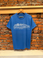 Load image into Gallery viewer, Vintage 90s San Francisco Skyline Shirt (L)
