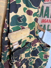 Load image into Gallery viewer, Vintage SafTBak Camo Vest (XL)
