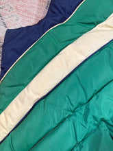 Load image into Gallery viewer, Vintage 70s Skitique Puffer Vest (L)
