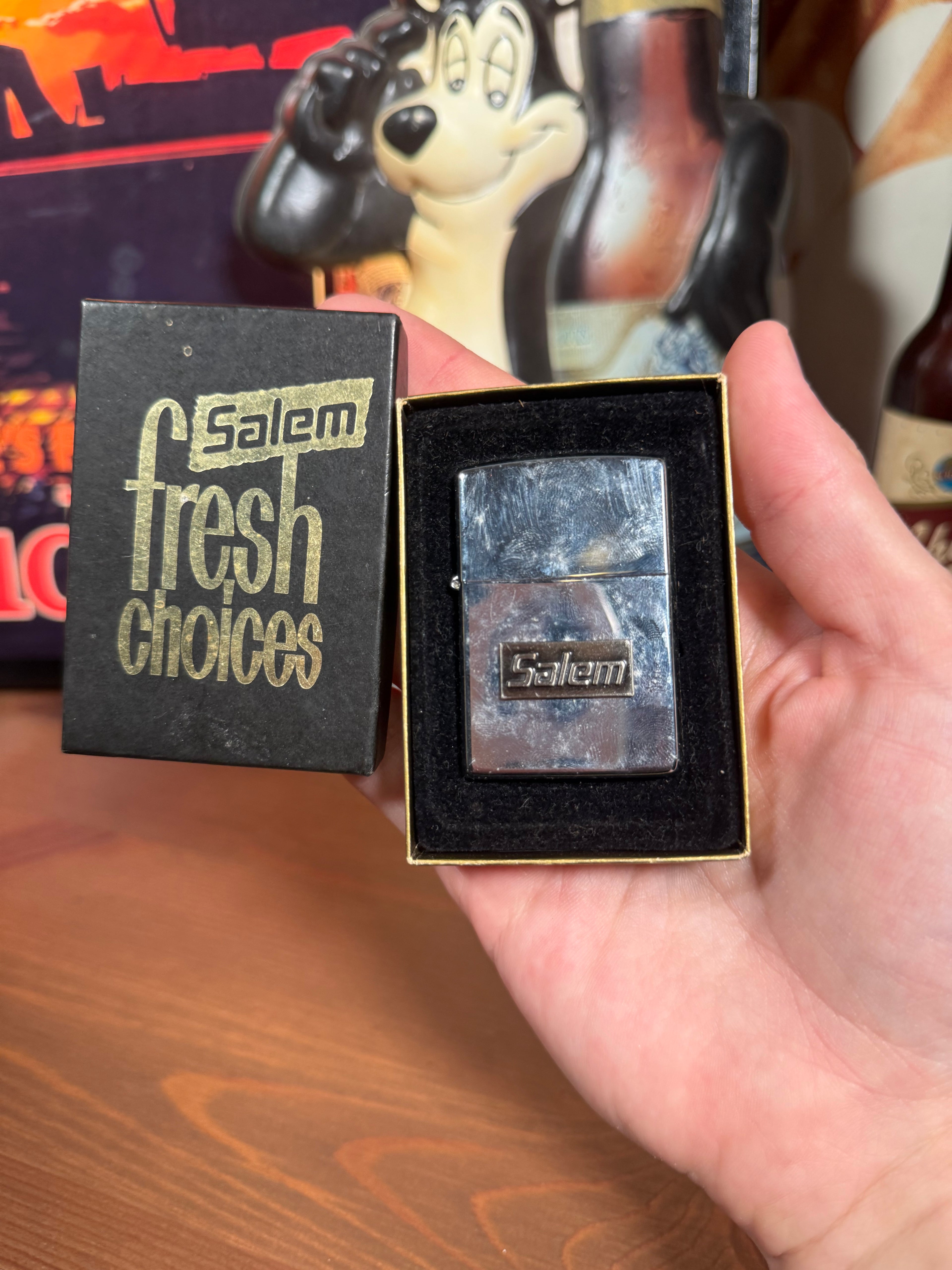 Vintage Salem Cigarettes Zippo Lighter (Needs Fluid)