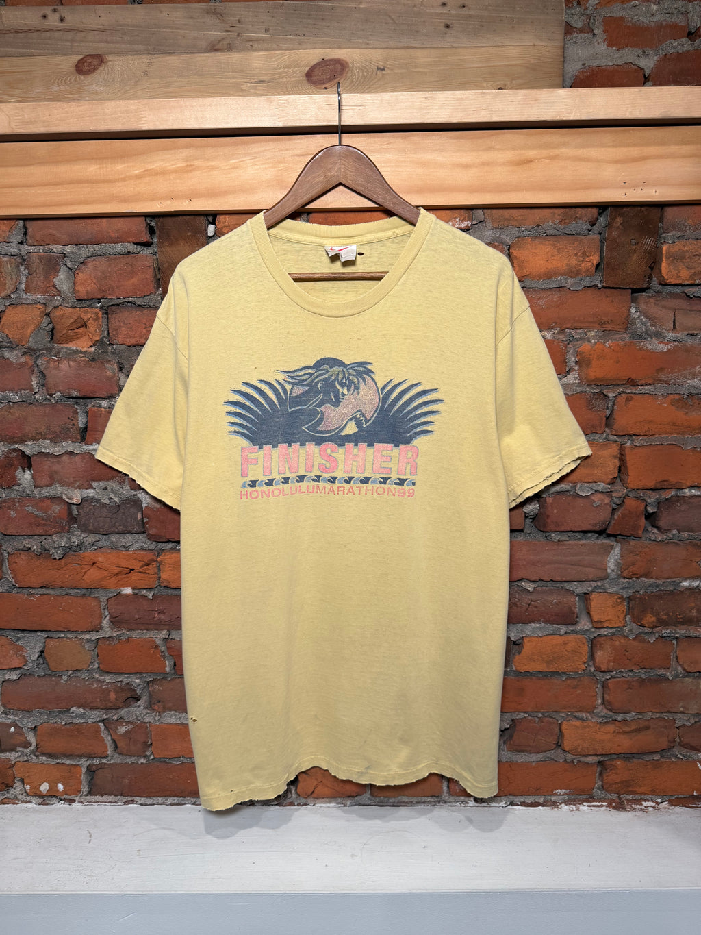 Vintage 90s Distressed Nike Hawaii Marathon T-Shirt (L)