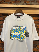 Load image into Gallery viewer, Vintage Y2K Akademiks T-Shirt (3XL)
