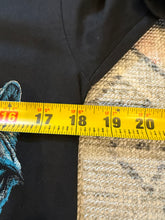 Load image into Gallery viewer, Vintage 1991 Wolves Shirt (S)
