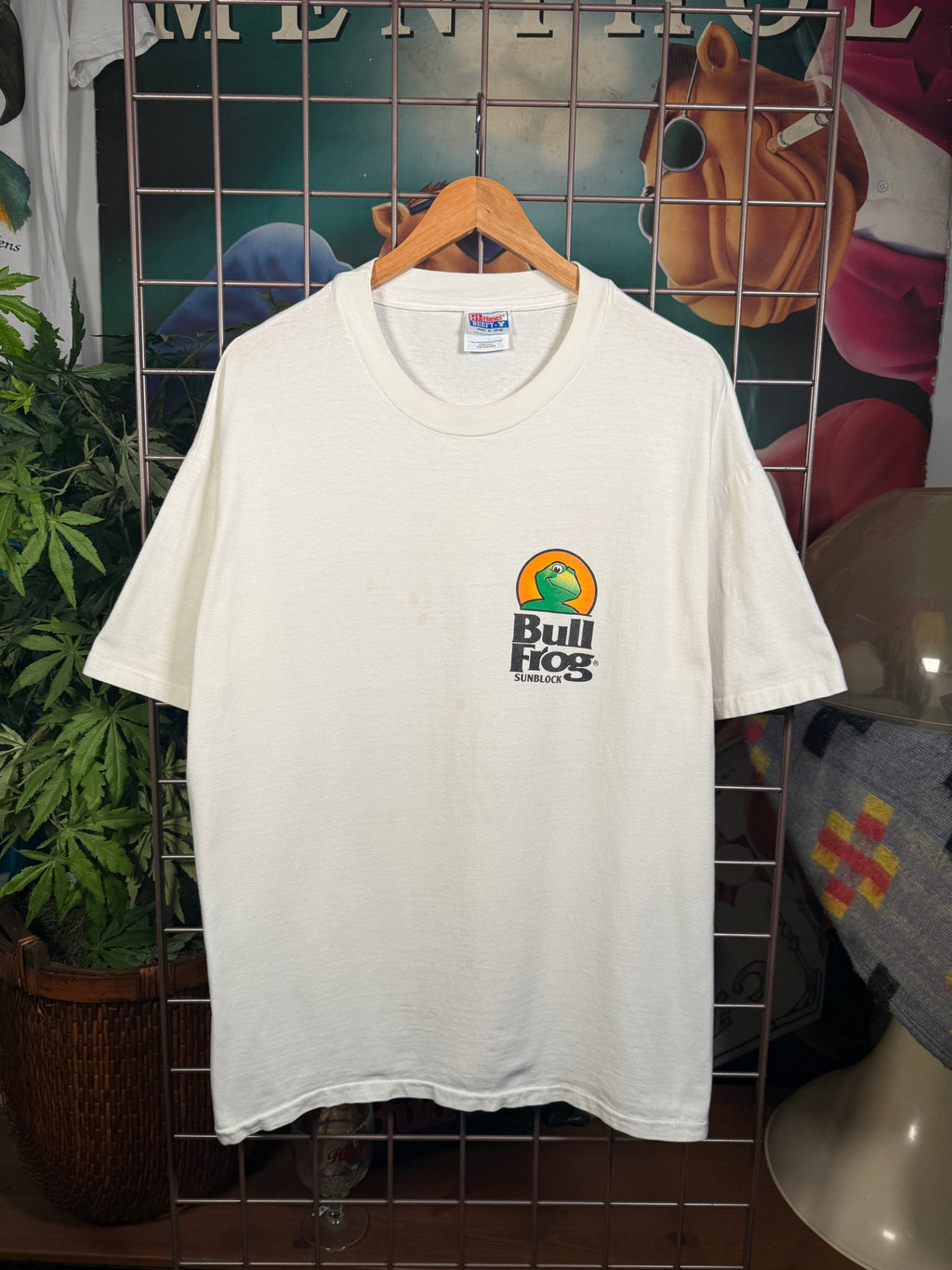Vintage Bull Frog Sunblock T-Shirt (XL)