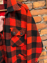 Load image into Gallery viewer, True Vintage Zip Up Flannel Jacket (L)
