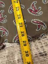 Load image into Gallery viewer, Vintage Trader Bay Paisley Button Up Shirt (L)
