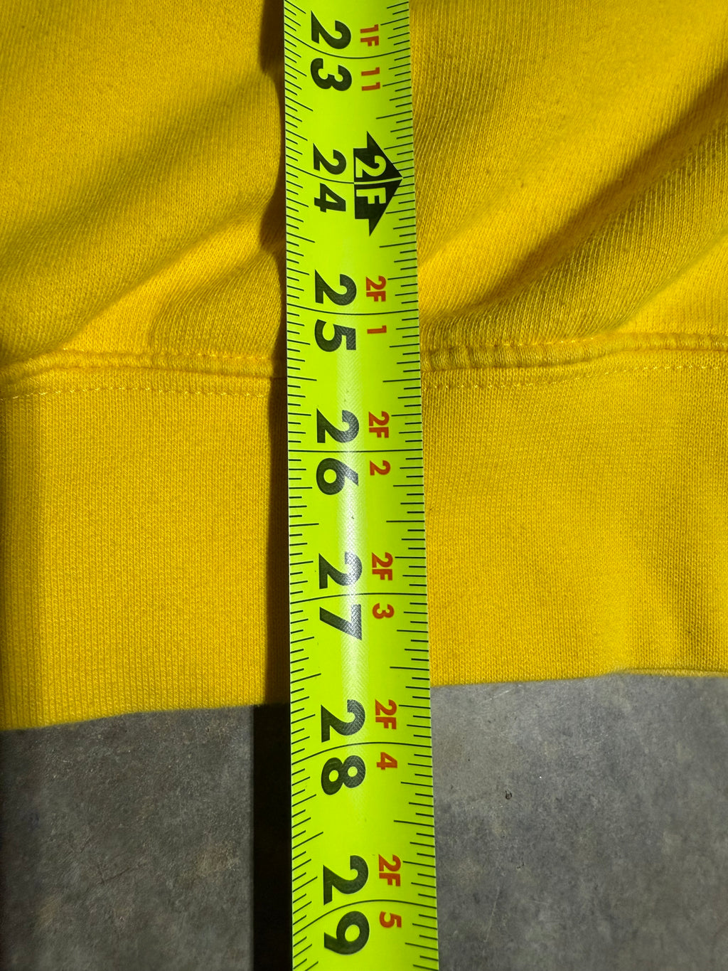 Vintage Y2K Yellow Nike Crewneck (L)