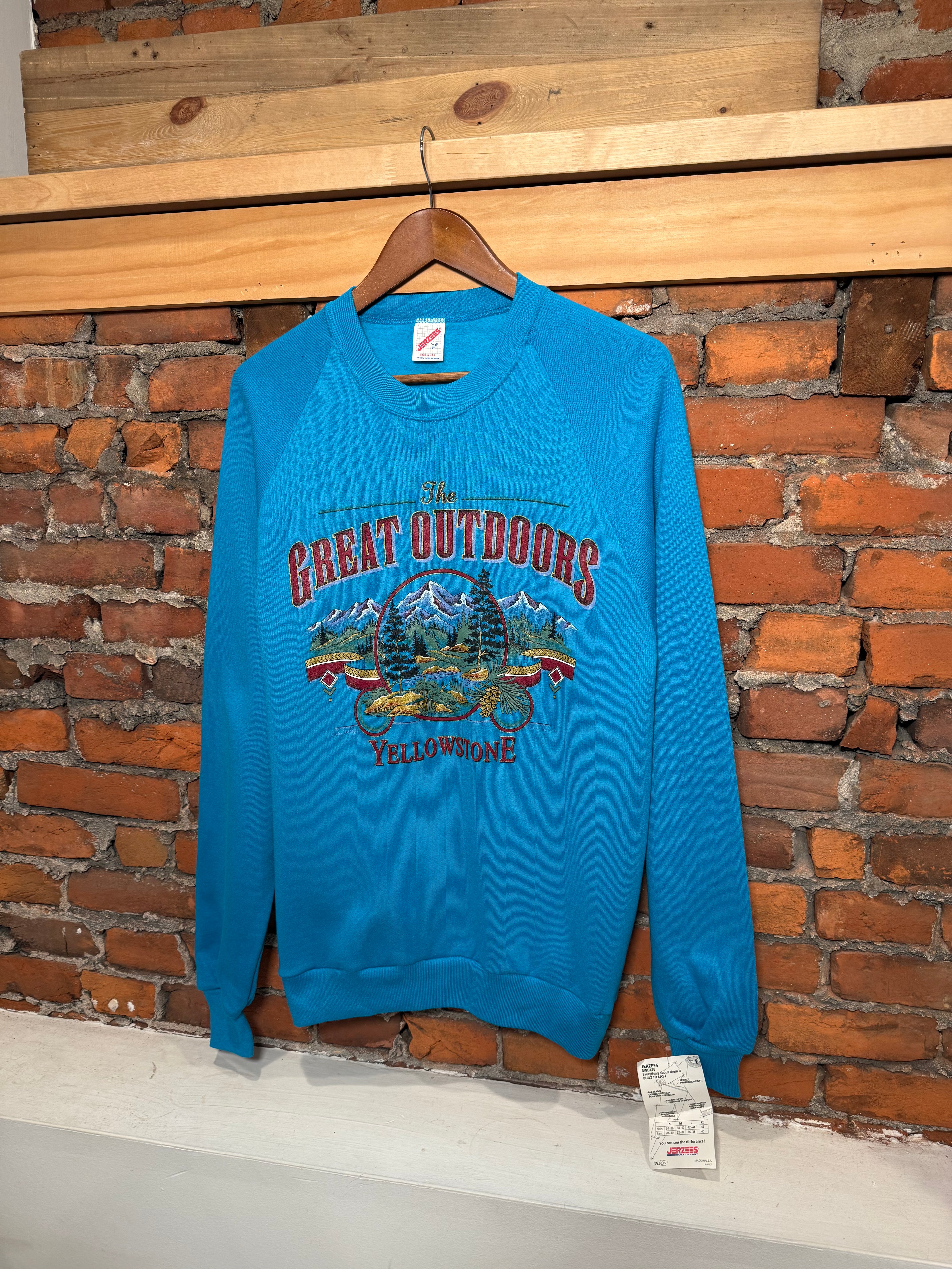Vintage Yellowstone The Great Outdoors Unworn Crewneck (M)