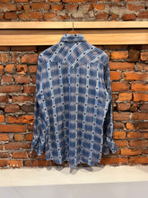 Load image into Gallery viewer, Vintage 90s Blue Western Star Shirt (M)
