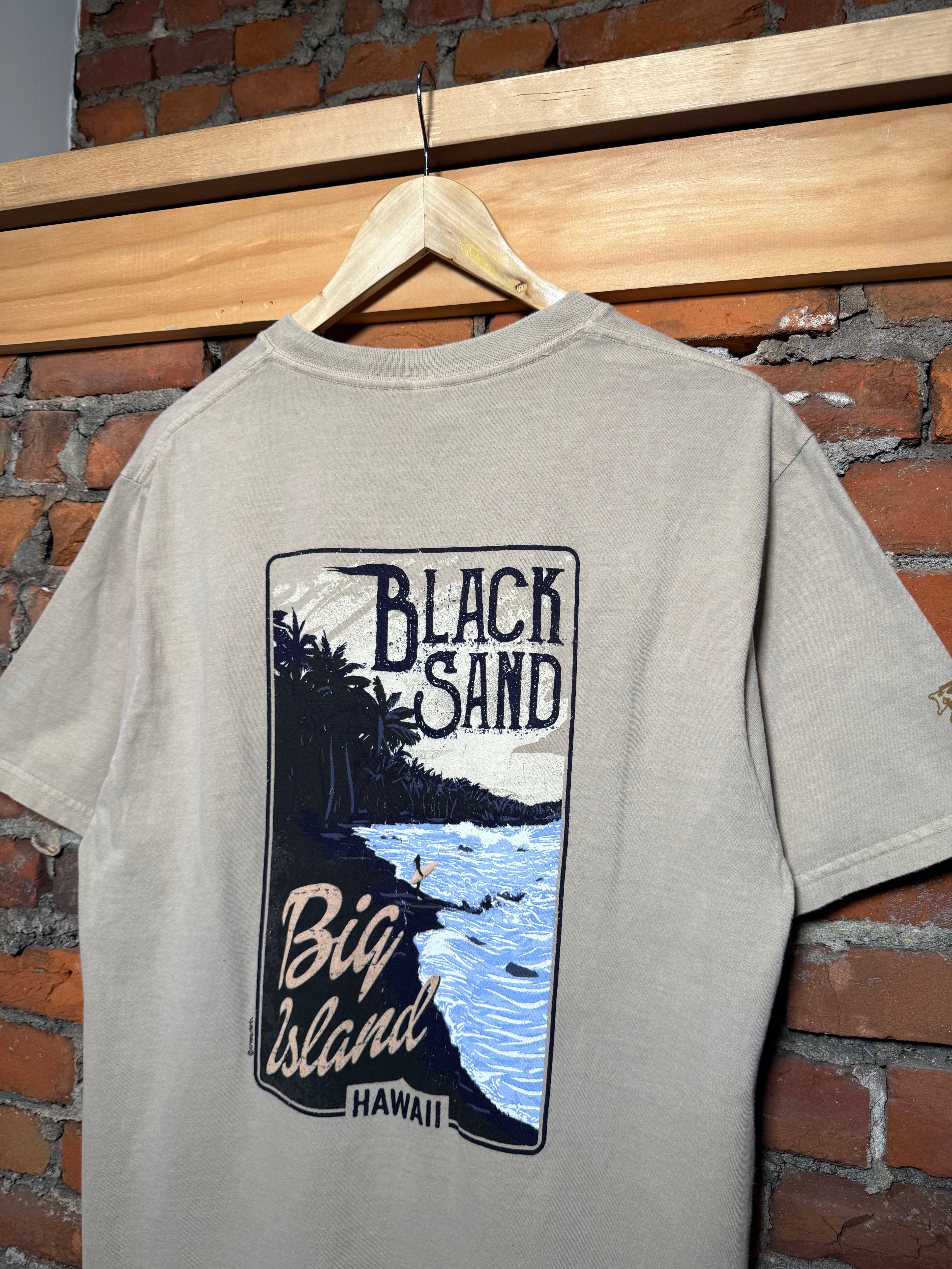 Vintage Black Sand Big Island Hawaii Unworn T-Shirt (M)