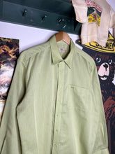 Load image into Gallery viewer, Valencia gw Green Button Up Shirt (XL)
