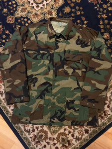 Vintage Camo Military Jacket (L Long)