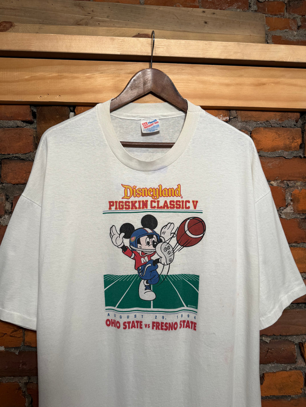 Vintage 1994 Disneyland Pigskin Classic OSU Vs Fresno Football Game Tee (2XL)