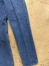 Load image into Gallery viewer, Vintage Carhartt Jeans (30x31)
