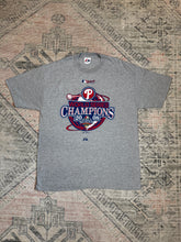 Load image into Gallery viewer, 2008 Phillies World Series Champions T-Shirt (XL)
