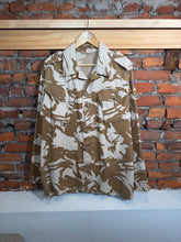 Load image into Gallery viewer, Vintage British Camo Shirt/Jacket (XL)
