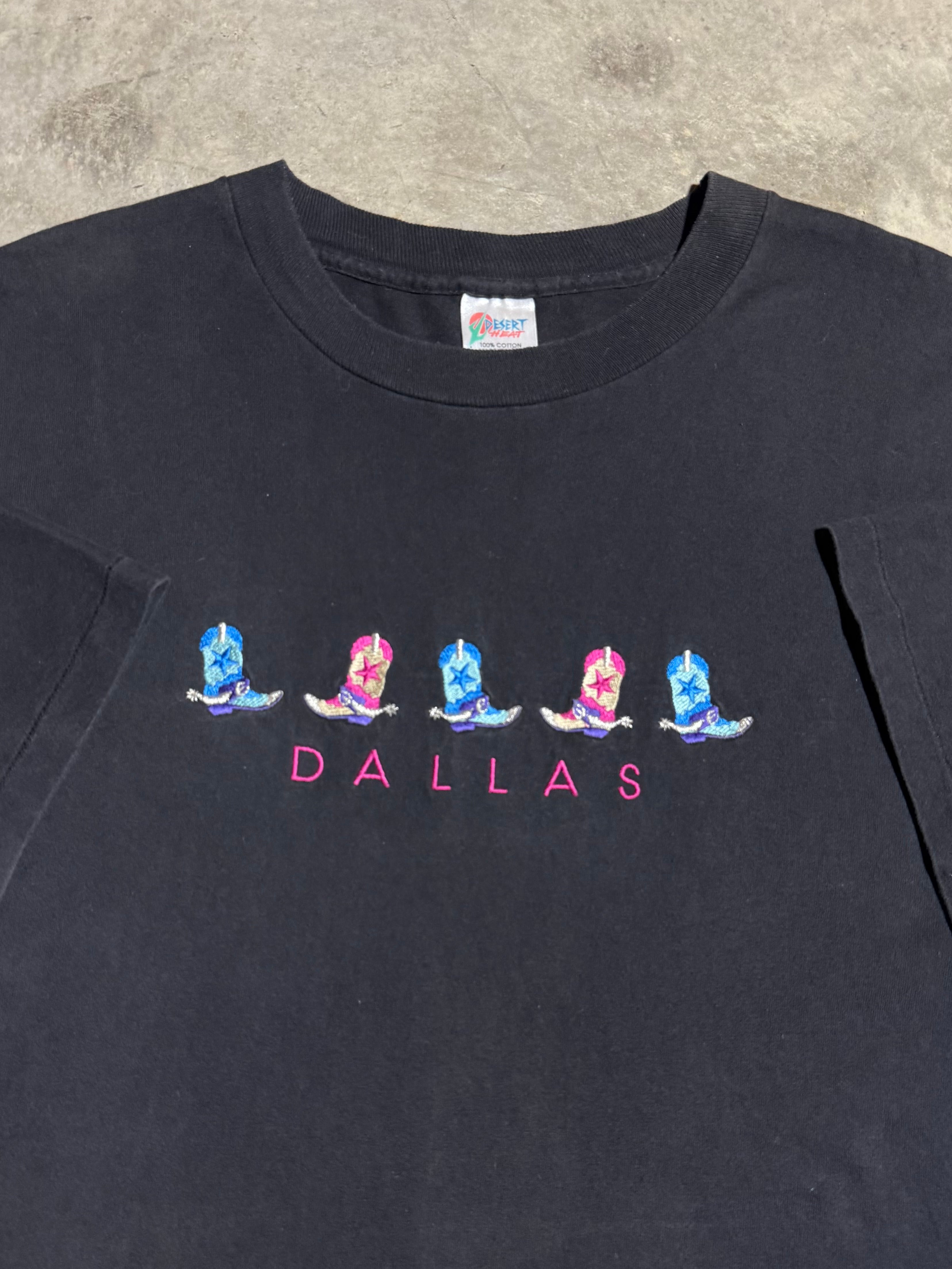 Vintage Dallas Embroidered Cowboy Boots T-Shirt (2XL)