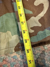 Load image into Gallery viewer, Vintage Camo Jacket (L)
