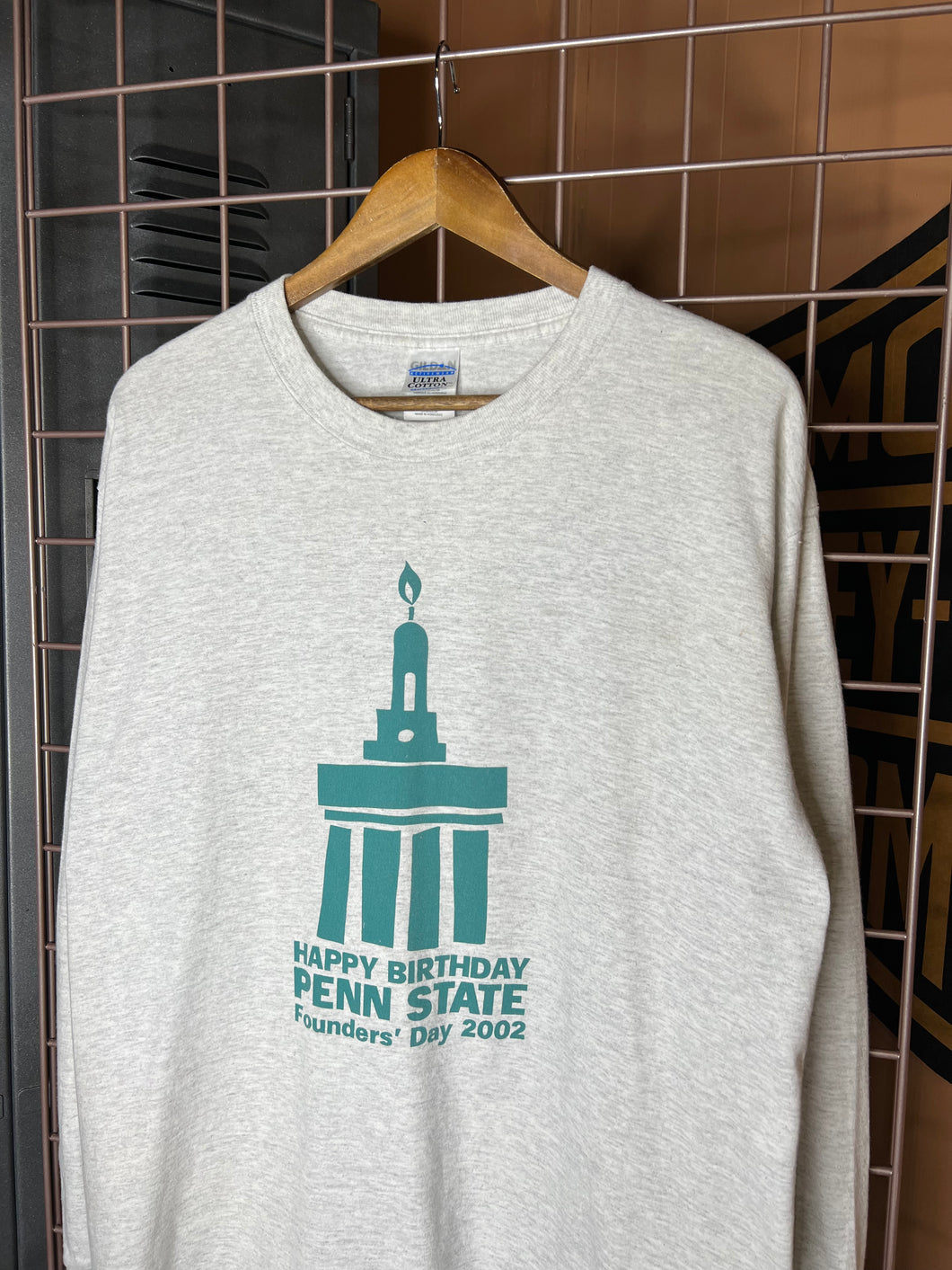 Vintage 2002 Happy Birthday Penn State Longsleeve (L)